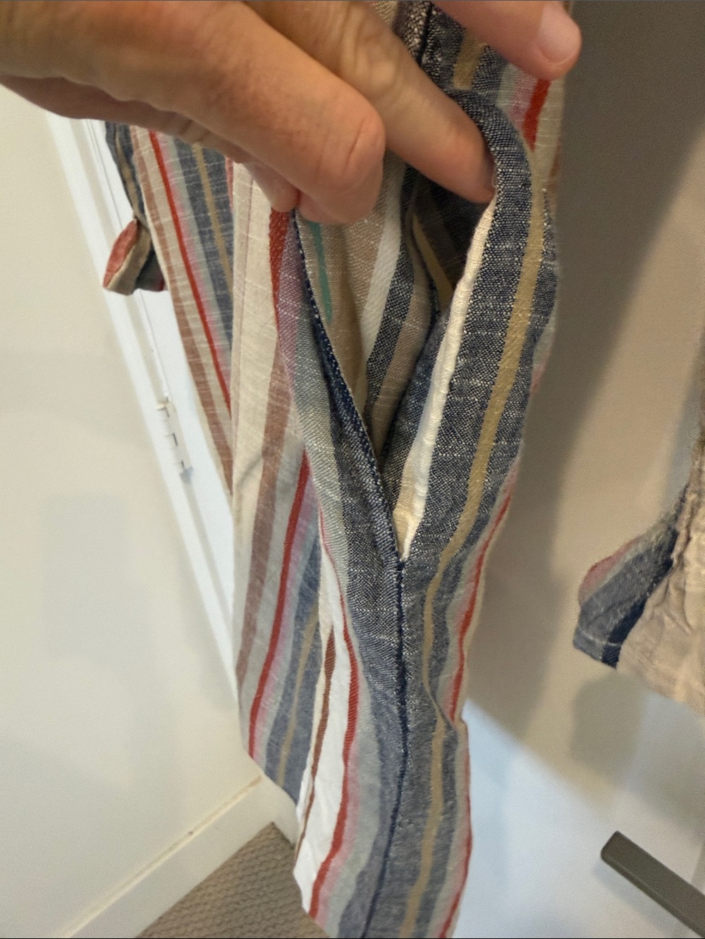 Label on textile - Picture 4 of 5
